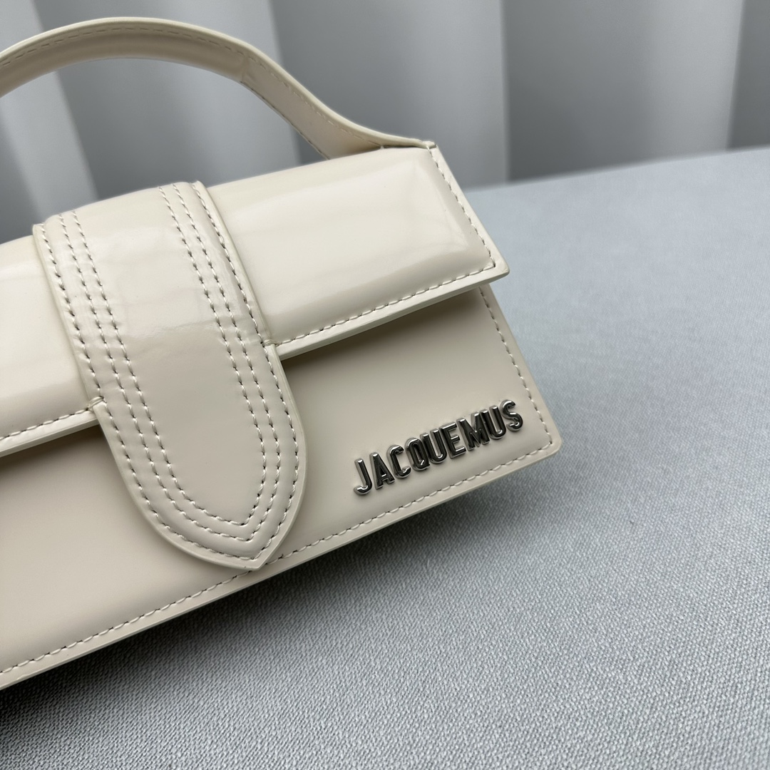 Jacquemus Satchel Bags